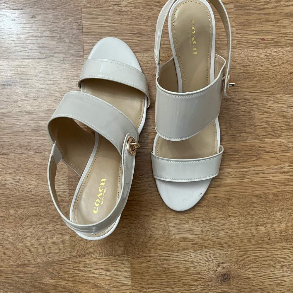 Beautiful Coach brand cream patent leather dress sandals